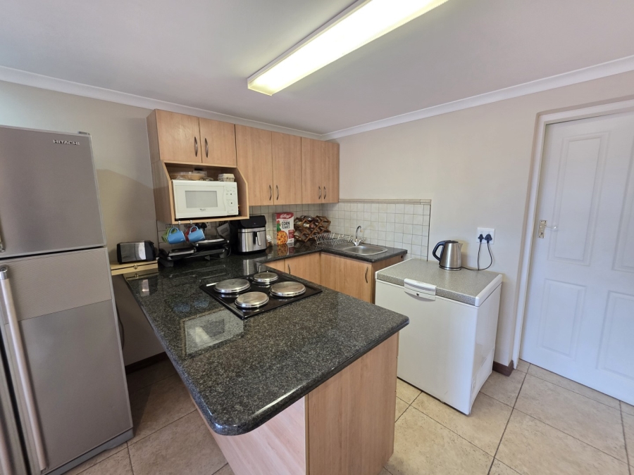 5 Bedroom Property for Sale in Waterkloof Ridge Gauteng