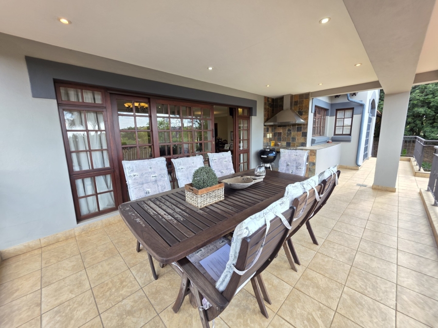 5 Bedroom Property for Sale in Waterkloof Ridge Gauteng