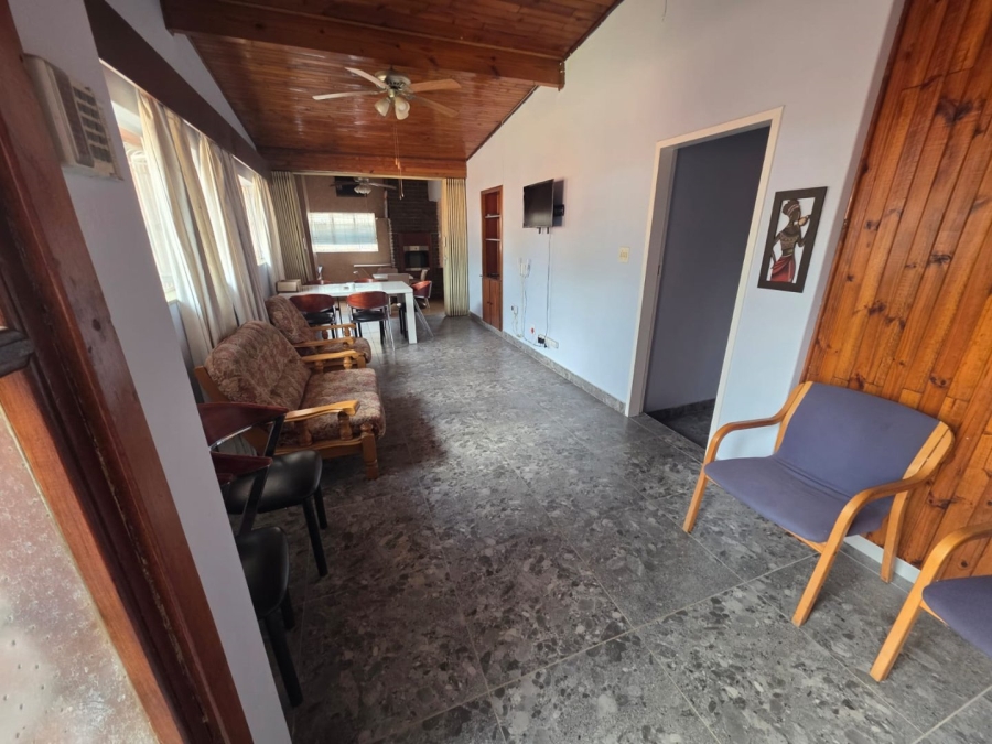 5 Bedroom Property for Sale in Sinoville Gauteng