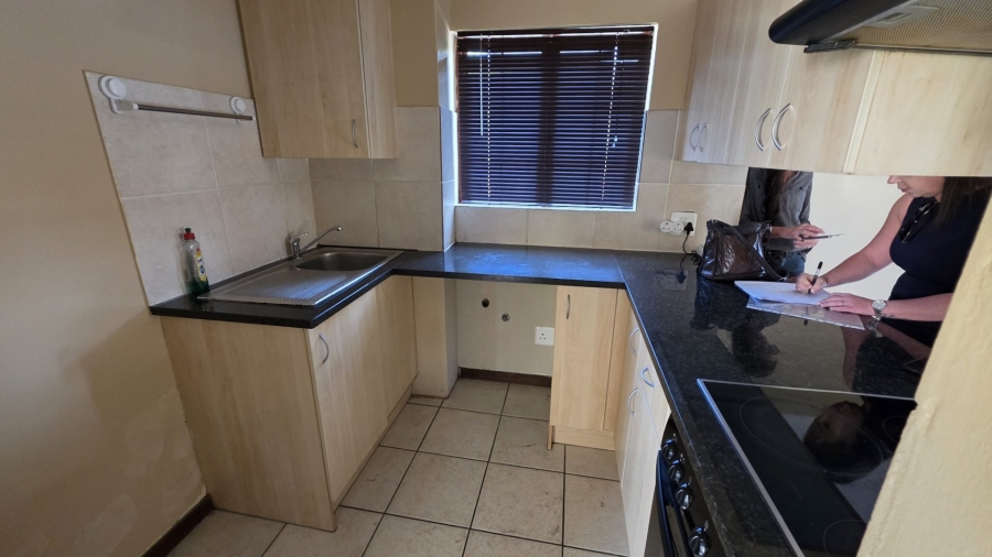 1 Bedroom Property for Sale in Montana Gauteng