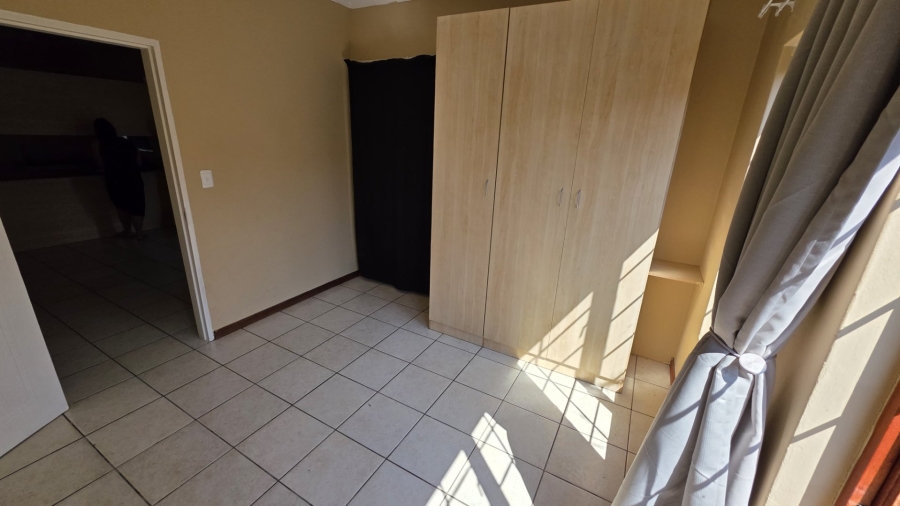 1 Bedroom Property for Sale in Montana Gauteng