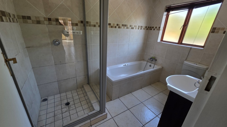 1 Bedroom Property for Sale in Montana Gauteng