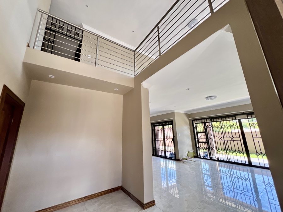 To Let 5 Bedroom Property for Rent in Waterkloof Ridge Gauteng