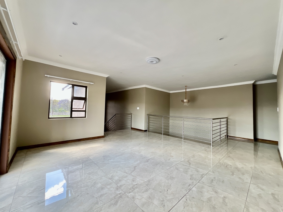 To Let 5 Bedroom Property for Rent in Waterkloof Ridge Gauteng