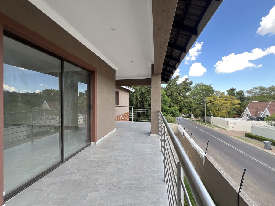 To Let 5 Bedroom Property for Rent in Waterkloof Ridge Gauteng