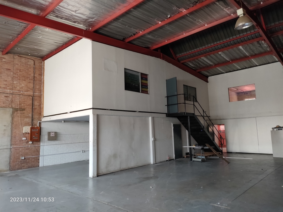 To Let Commercial Property for Rent in Strijdom Park Gauteng