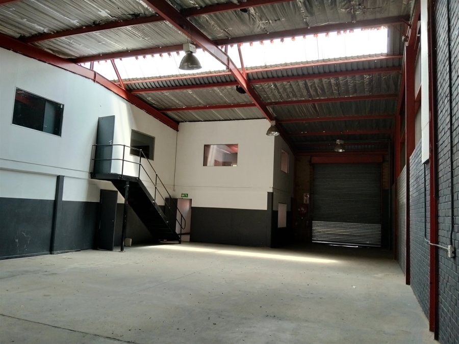 To Let Commercial Property for Rent in Strijdom Park Gauteng