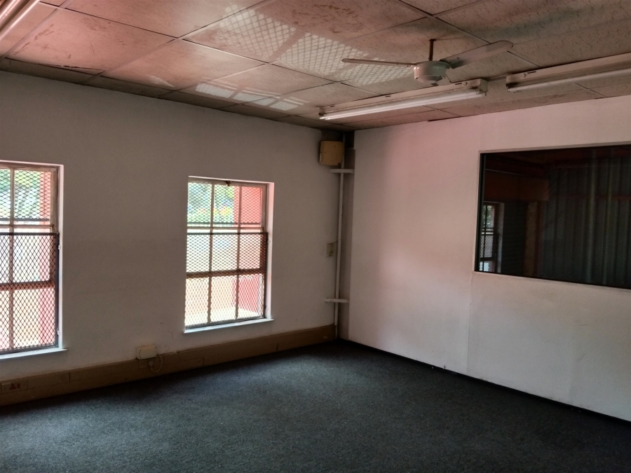 To Let Commercial Property for Rent in Strijdom Park Gauteng
