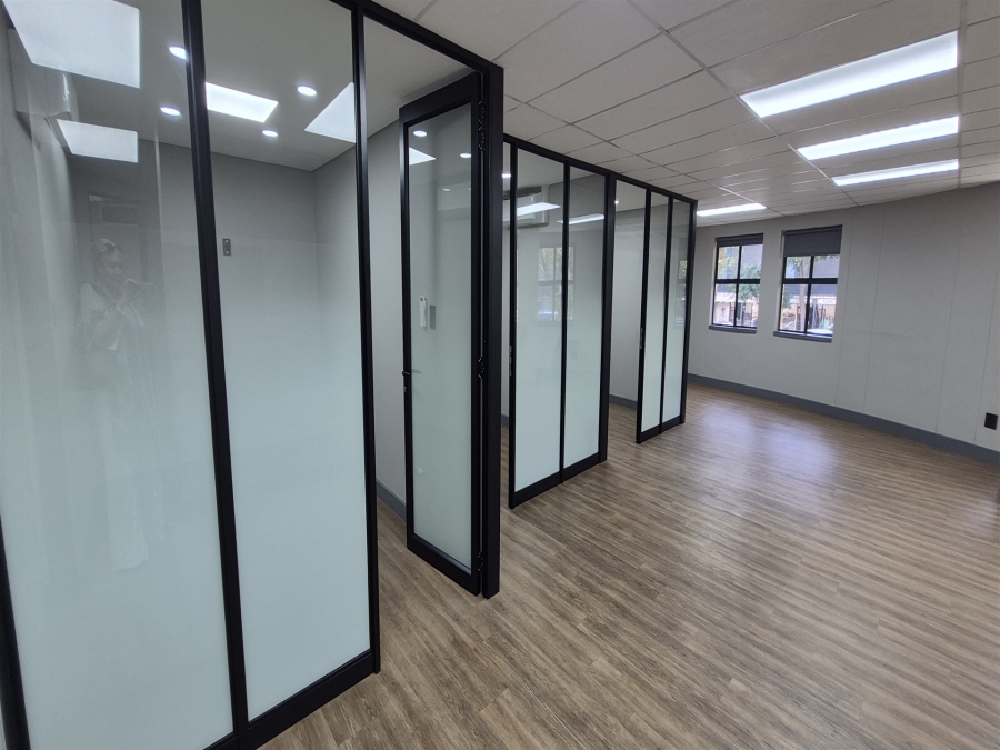 To Let Commercial Property for Rent in Dunkeld Gauteng