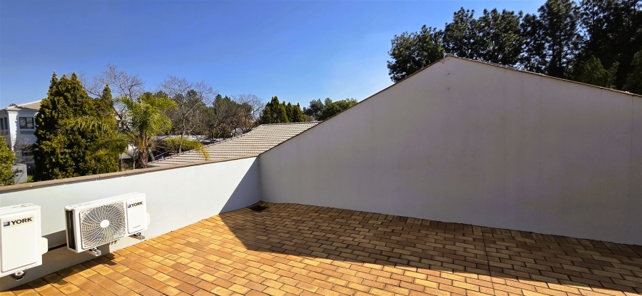 To Let Commercial Property for Rent in Bryanston Gauteng