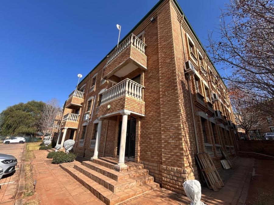 To Let Commercial Property for Rent in Highveld Gauteng