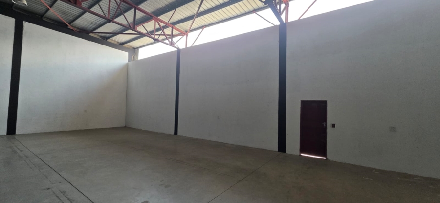 To Let Commercial Property for Rent in Apex Gauteng