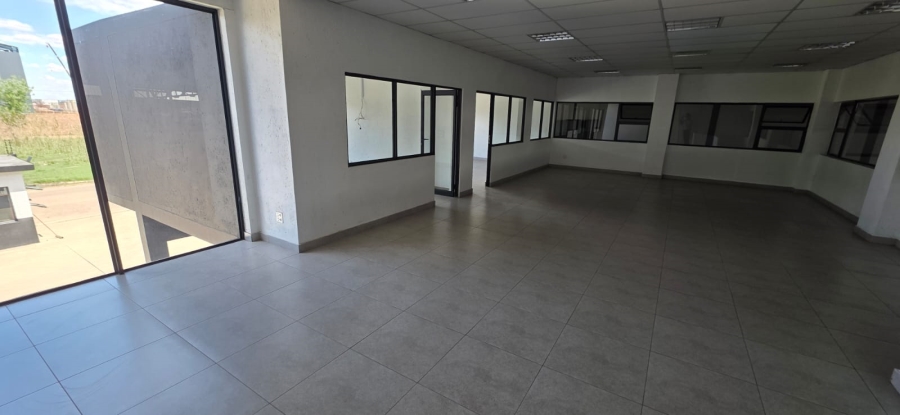 To Let Commercial Property for Rent in Apex Gauteng