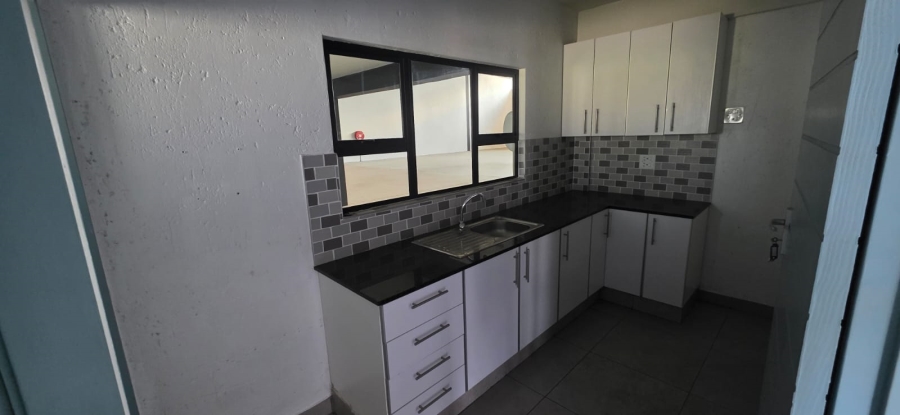 To Let Commercial Property for Rent in Apex Gauteng