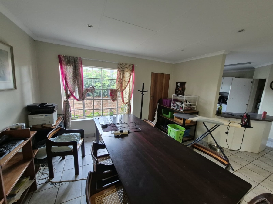 To Let 3 Bedroom Property for Rent in Faerie Glen Gauteng