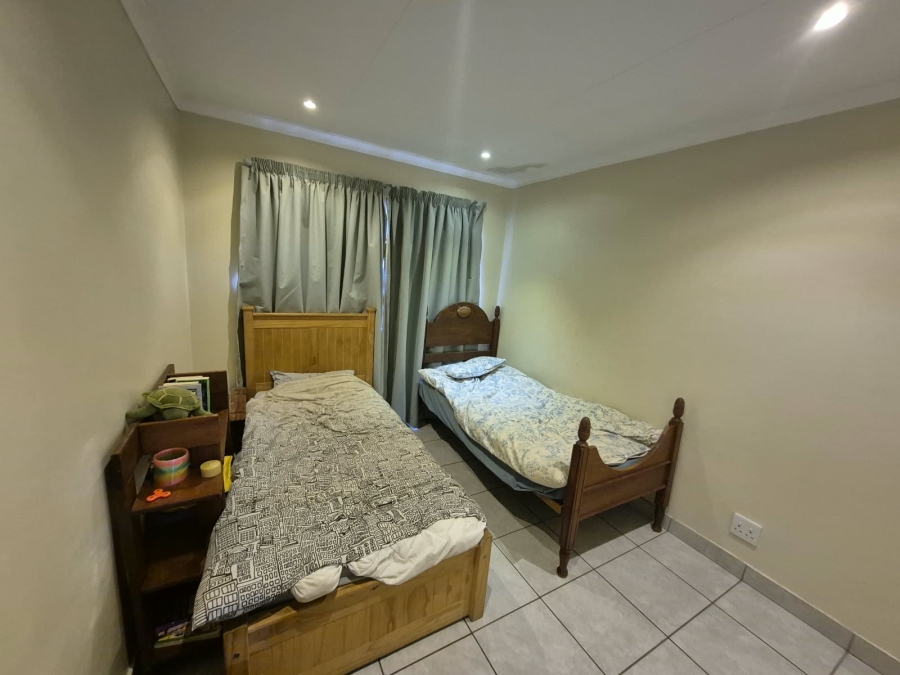 To Let 3 Bedroom Property for Rent in Faerie Glen Gauteng