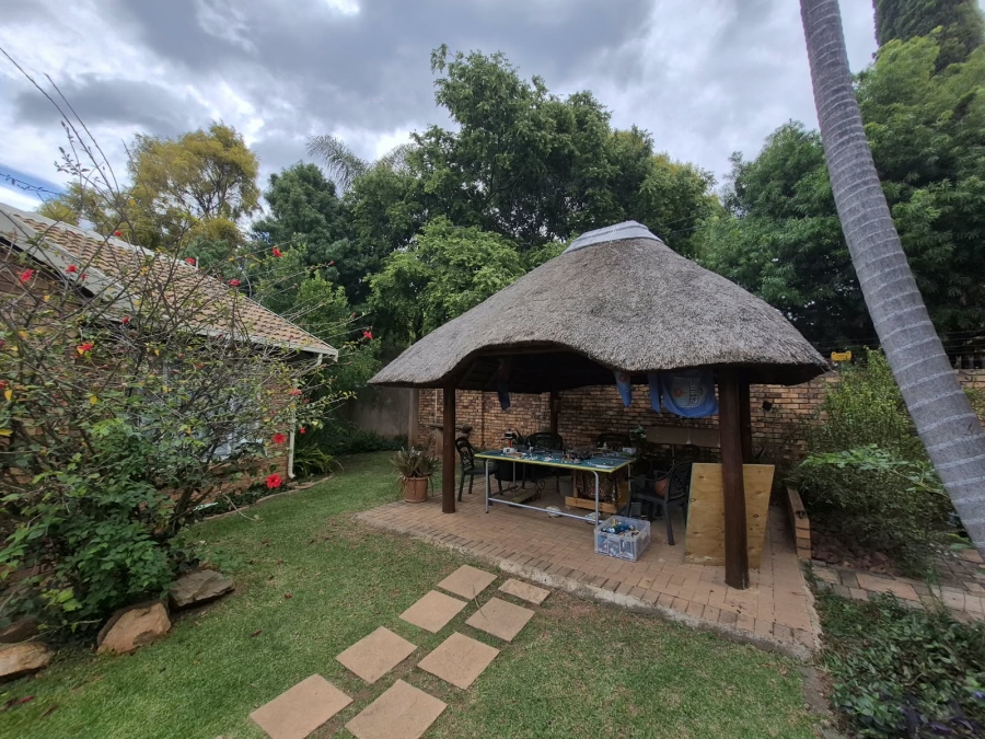 To Let 3 Bedroom Property for Rent in Faerie Glen Gauteng