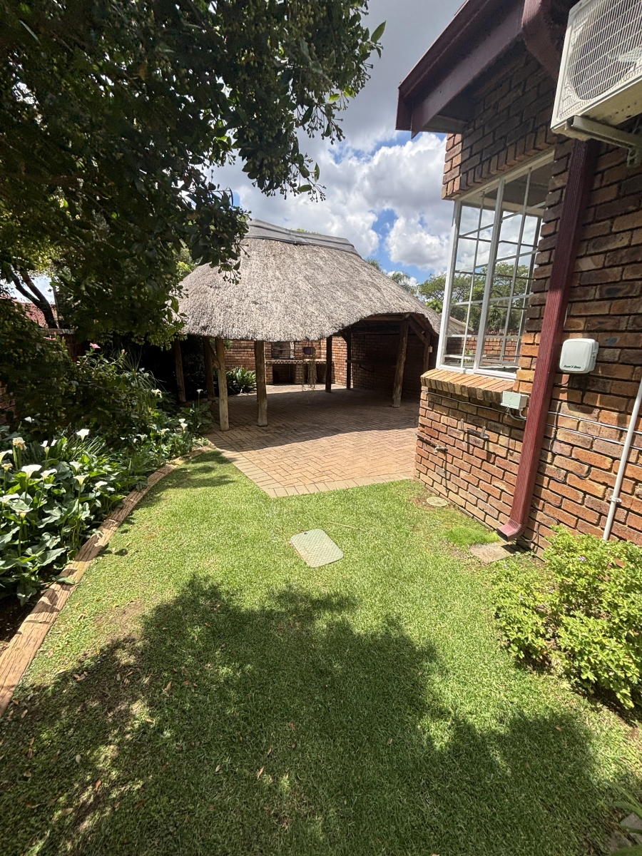 To Let 3 Bedroom Property for Rent in Garsfontein Gauteng