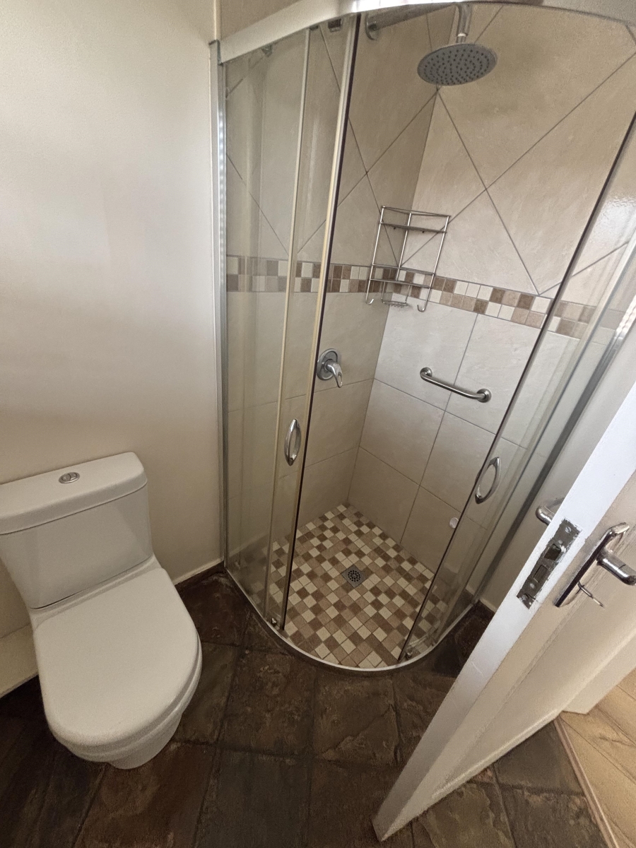 To Let 3 Bedroom Property for Rent in Garsfontein Gauteng