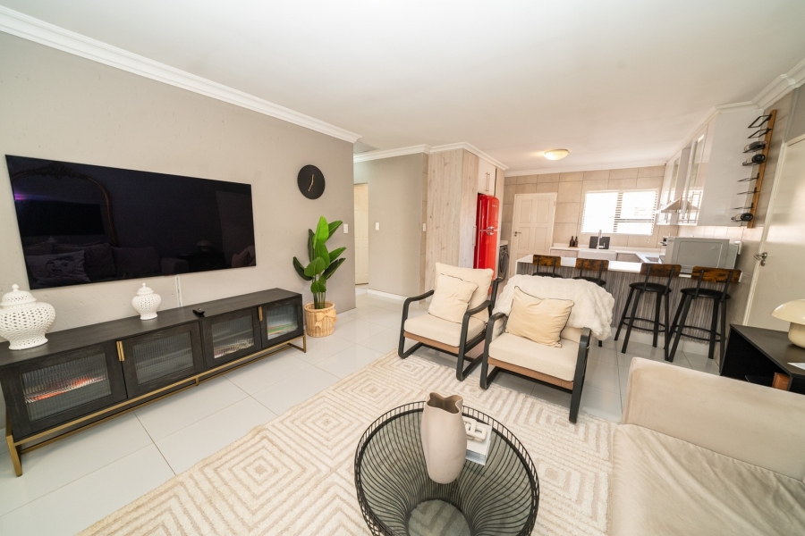2 Bedroom Property for Sale in Helderwyk Gauteng