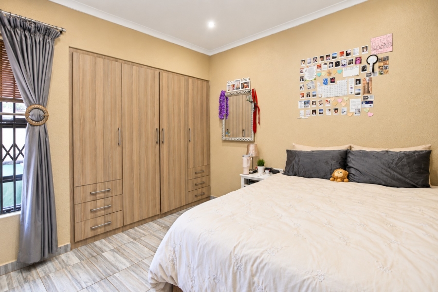 3 Bedroom Property for Sale in Silverton Gauteng