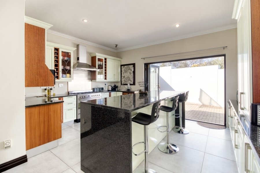 4 Bedroom Property for Sale in Dainfern Golf Estate Gauteng