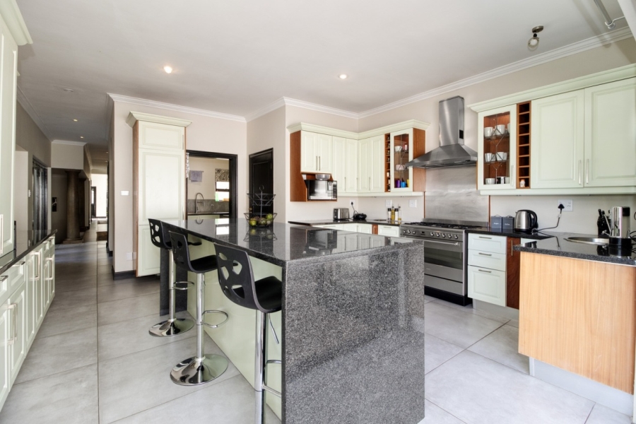 4 Bedroom Property for Sale in Dainfern Golf Estate Gauteng