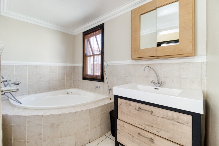 4 Bedroom Property for Sale in Dainfern Golf Estate Gauteng