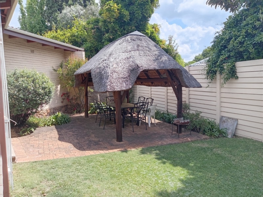 To Let 1 Bedroom Property for Rent in Aston Manor Gauteng