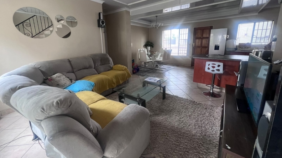 2 Bedroom Property for Sale in Country View Gauteng