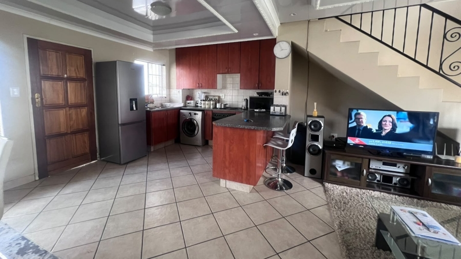 2 Bedroom Property for Sale in Country View Gauteng