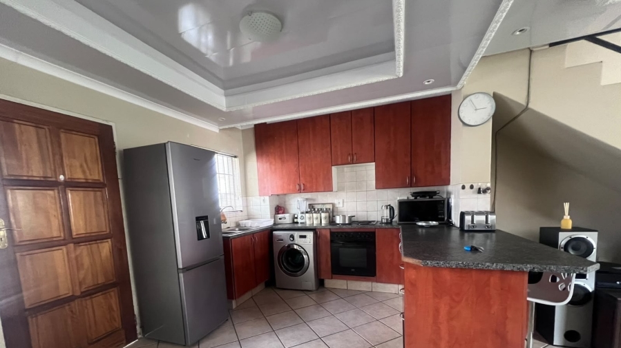 2 Bedroom Property for Sale in Country View Gauteng