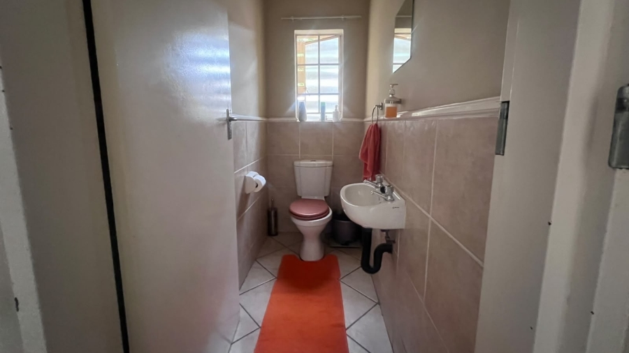 2 Bedroom Property for Sale in Country View Gauteng