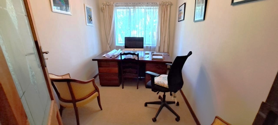 3 Bedroom Property for Sale in Mondeor Gauteng