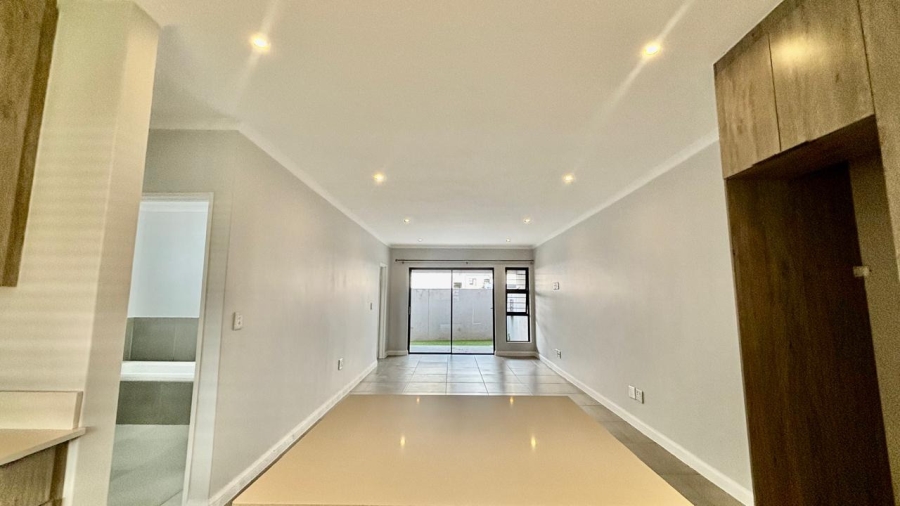 2 Bedroom Property for Sale in Morningside Gauteng