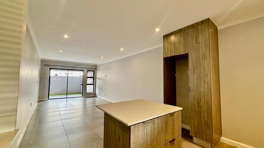 2 Bedroom Property for Sale in Morningside Gauteng