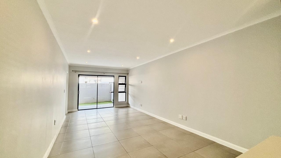 2 Bedroom Property for Sale in Morningside Gauteng