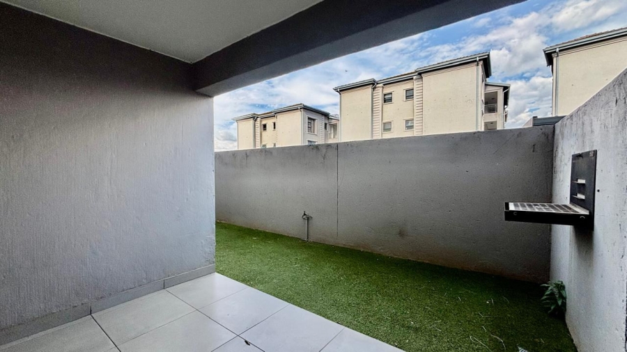2 Bedroom Property for Sale in Morningside Gauteng