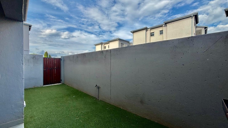 2 Bedroom Property for Sale in Morningside Gauteng