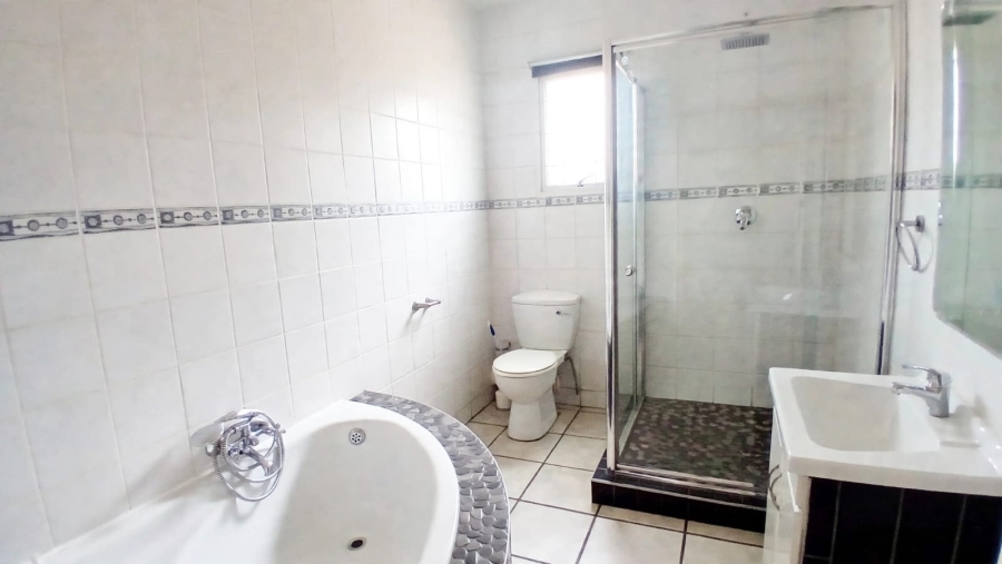 3 Bedroom Property for Sale in The Reeds Gauteng