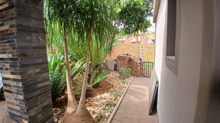 3 Bedroom Property for Sale in The Reeds Gauteng