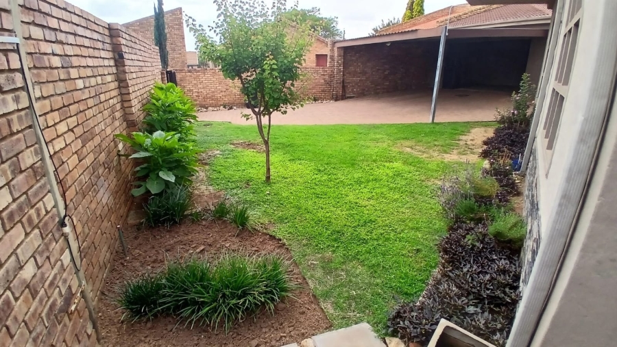 3 Bedroom Property for Sale in The Reeds Gauteng