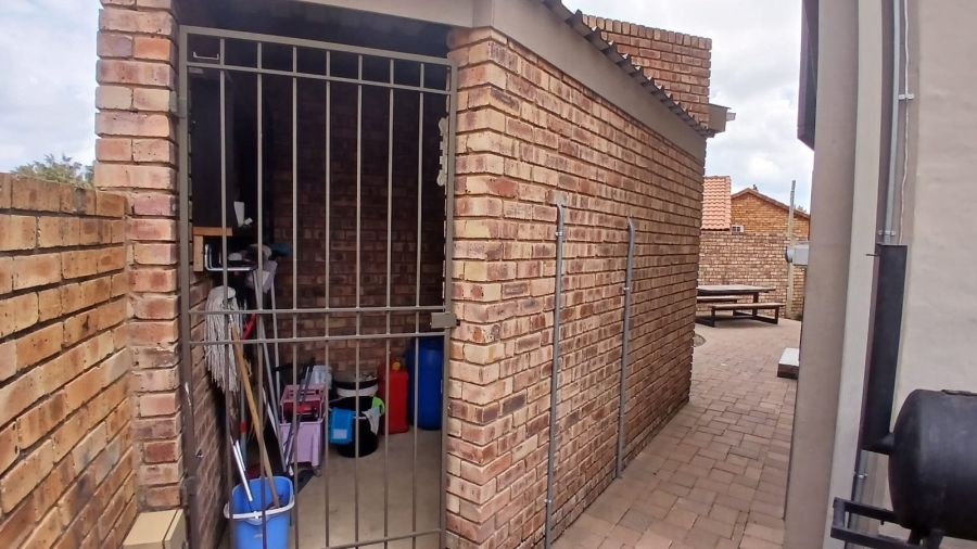 3 Bedroom Property for Sale in The Reeds Gauteng