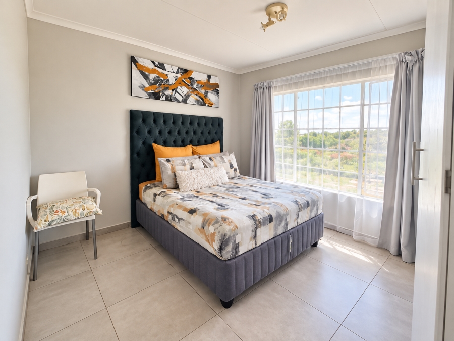 2 Bedroom Property for Sale in The Reeds Gauteng