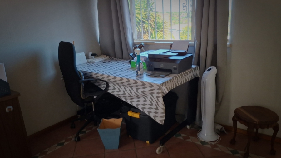 2 Bedroom Property for Sale in Bassonia Gauteng