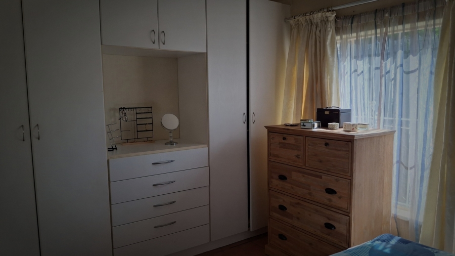 2 Bedroom Property for Sale in Bassonia Gauteng