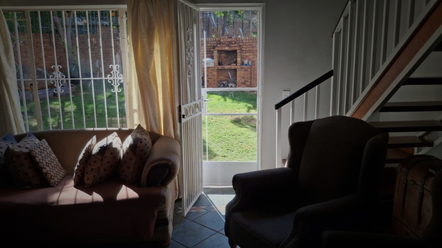 2 Bedroom Property for Sale in Bassonia Gauteng