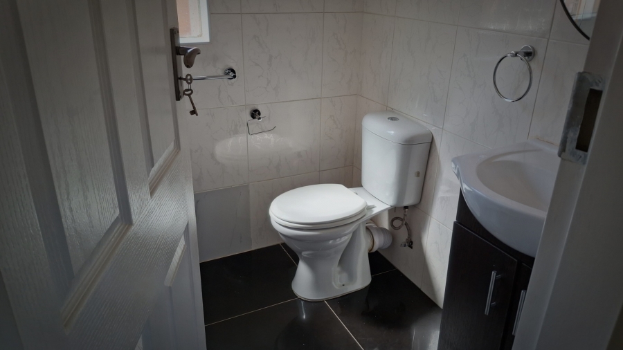 3 Bedroom Property for Sale in Bassonia Gauteng