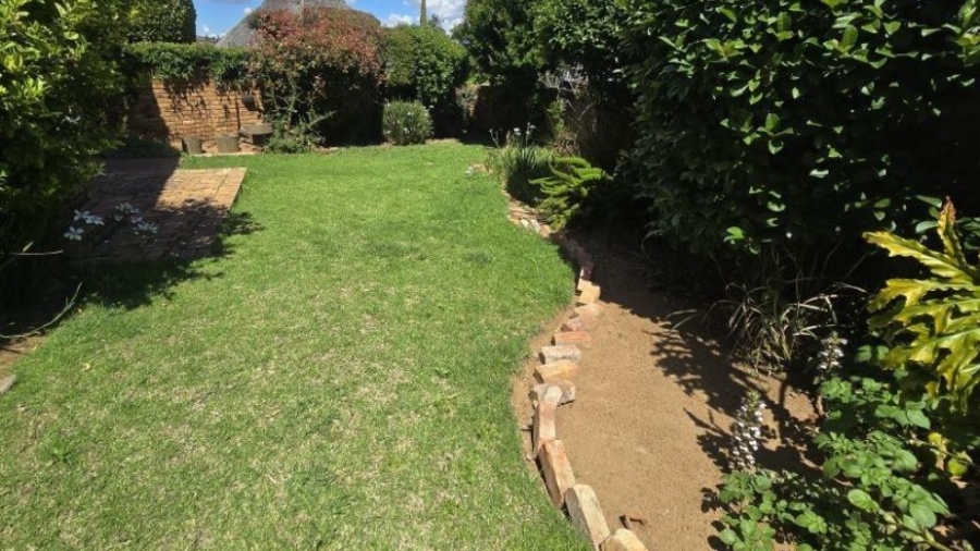 3 Bedroom Property for Sale in Bassonia Gauteng