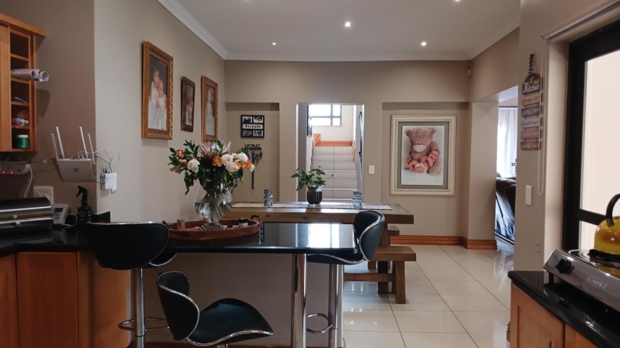 4 Bedroom Property for Sale in New Market Gauteng